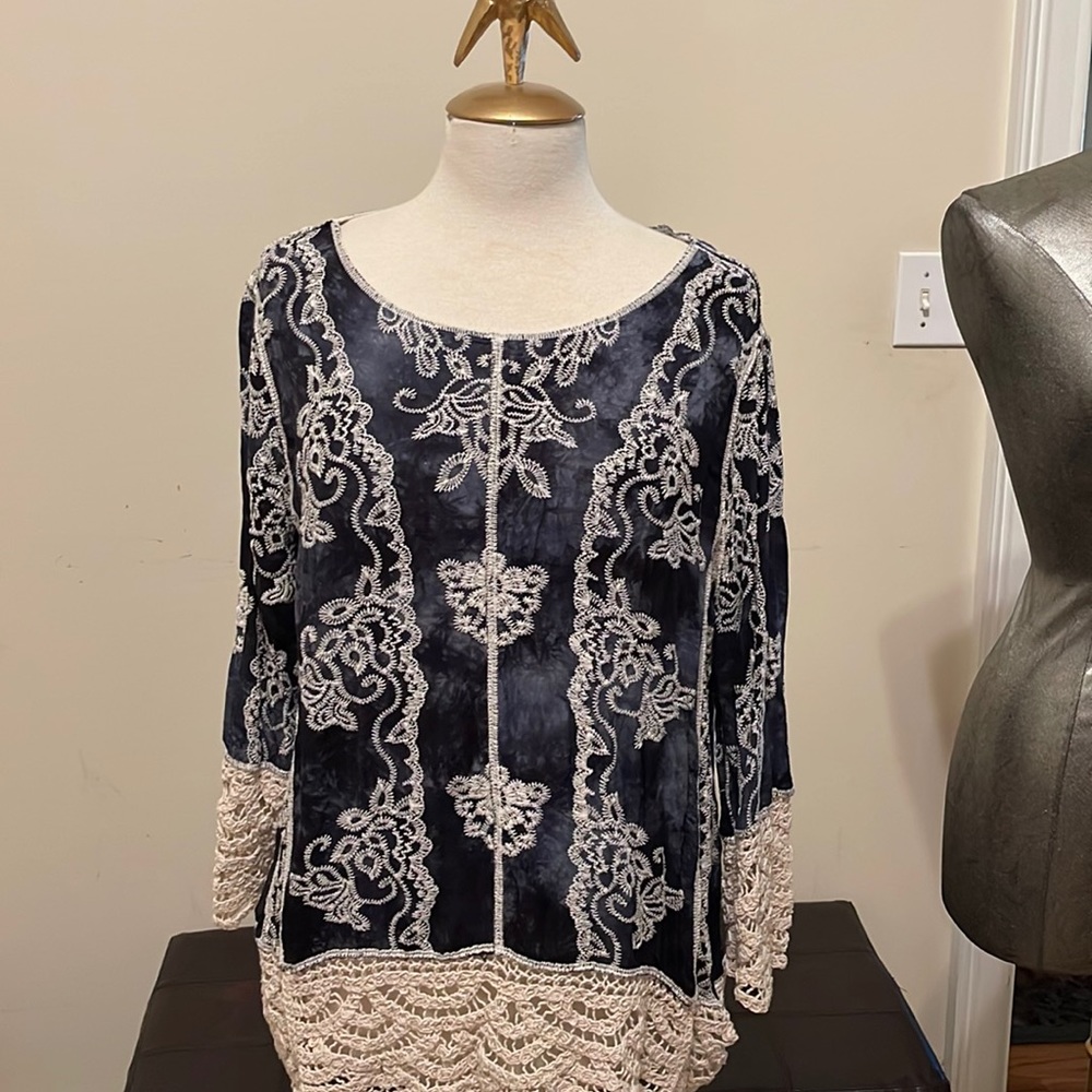 Ladies top
